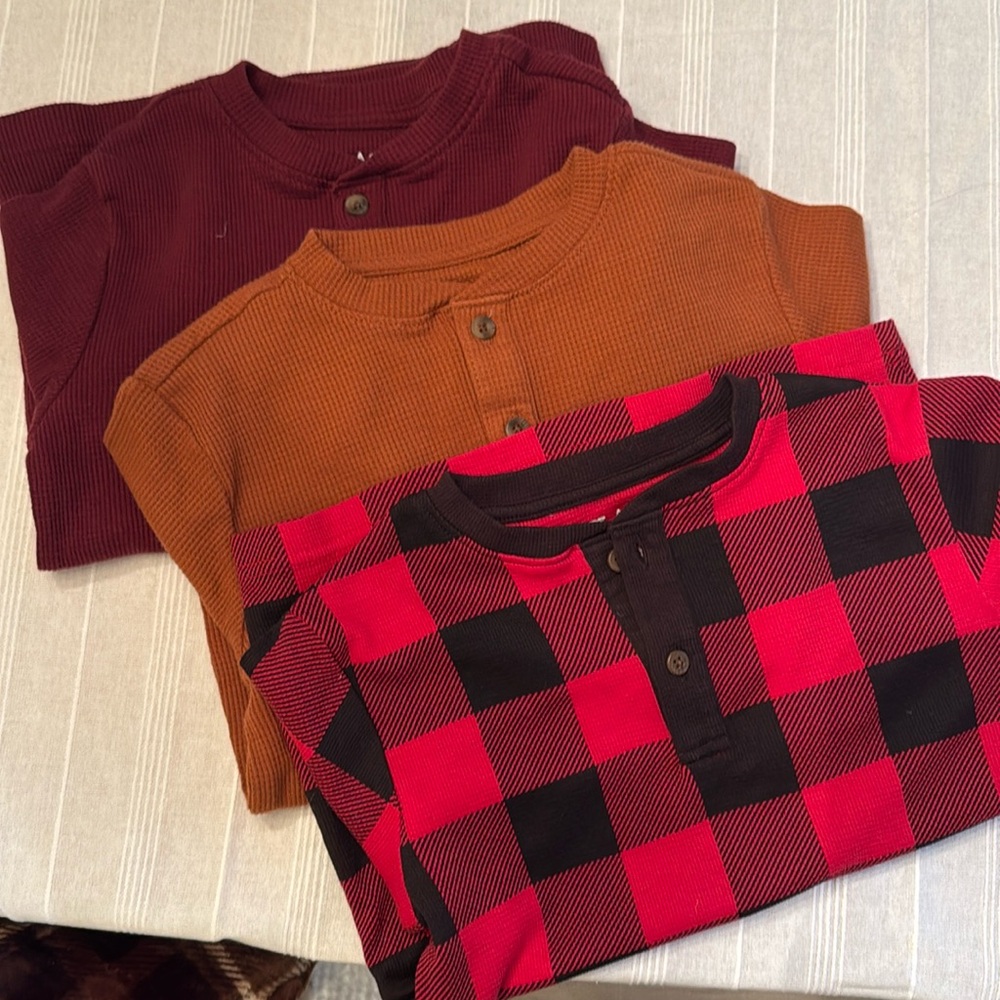 Place 3 shirts nwot